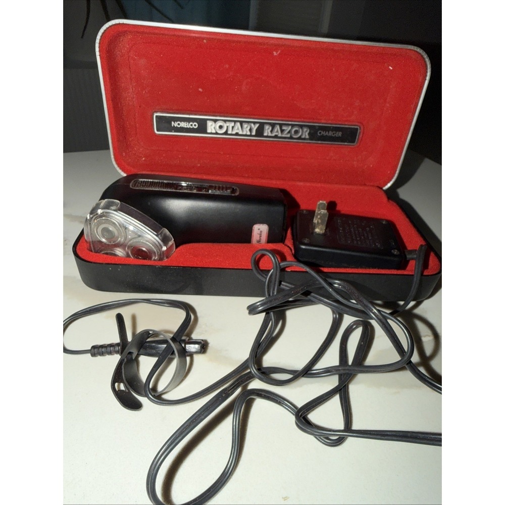 Vintage Norelco HP 1121 Rotary Razor Tripleheader Electric Shaver Case UNTESTED